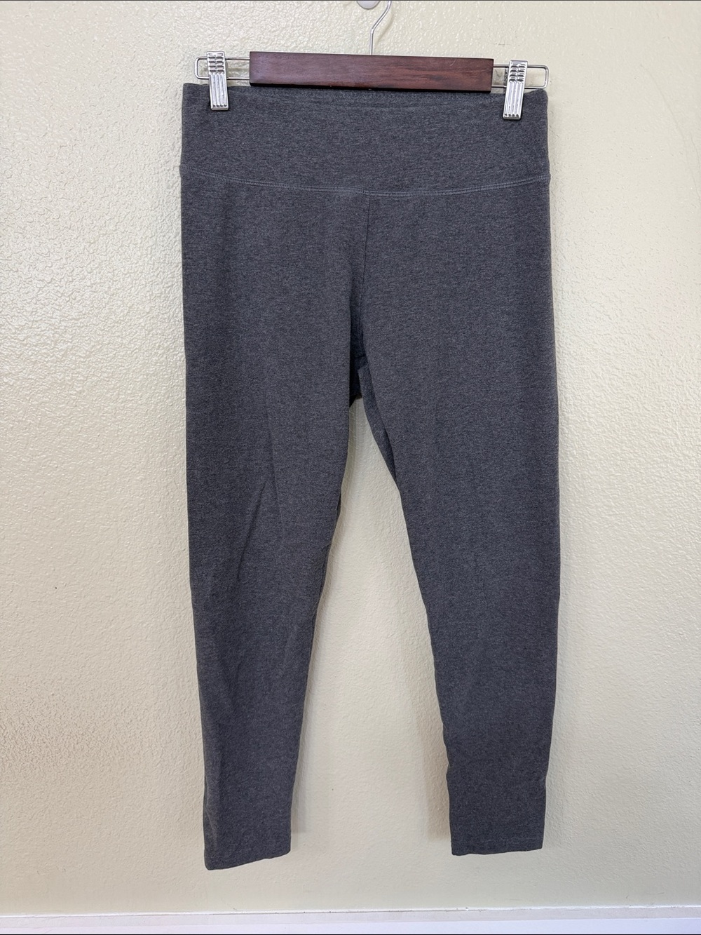 Women's Regular-Rise Charcoal Gray Active Leggings